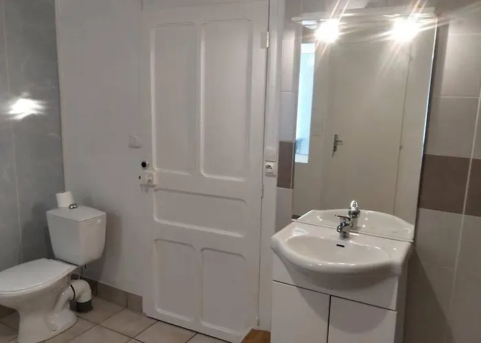 Semesterbostad La Maison Bleue